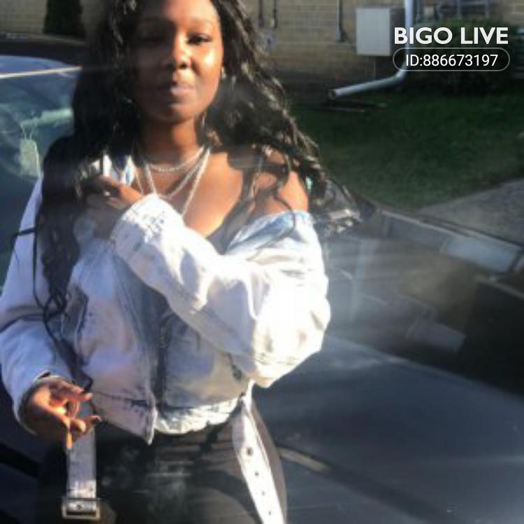 crosseyehendrix's tweet photo. Come and see Préciou§ Lové streaming live on #BIGOLIVE and make new friends!  https://t.co/zMEfZrY9MA https://t.co/d1oRjkBHmy