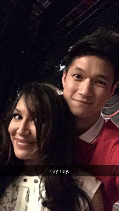 RicLaTorreZ's tweet photo. Ver a Harry Shum Jr en el escenario de los #Oscars, siendo parte del cast de la mejor película y recordar sus momentos en Glee y ver cómo ha crecido como actor me conmueve demasiado. Como fan que fui, soy y seré de esa serie, estoy llorando 😭 #Oscar https://t.co/sEfqNHguwp