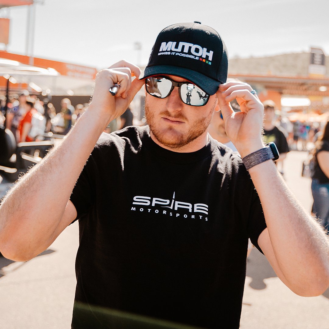 SpireMotorsport's tweet photo. Not a bad weekend in Phoenix, AZ. 🌵  @CoreyLaJoie @tydillon @EnviroXStream1 #generalformulations #graphicfinishingpartners @MutohAmerica #spiremotorsports #NASCAR #cupseries #unitedrentals500 #phoenixraceway https://t.co/QWGnat7rlv