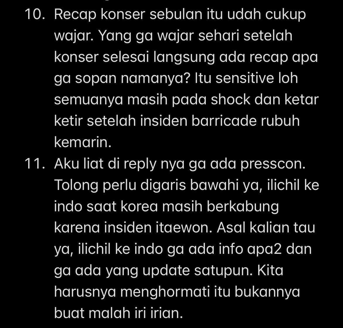 yeasahlee's tweet photo. Gatel bgt mau comment ini. Aku nonton the link 2 hari sblm ada kejadian rusuh, konsernya lancar dan staffnya helpful bgt. So im gonna drop my thoughts here, gatau deh ini kamu simpulin karena pure nonton the link sama tds lgsg atau emang giring opini aja? Aku jg nonton tds btw. https://t.co/49xcAAb71s