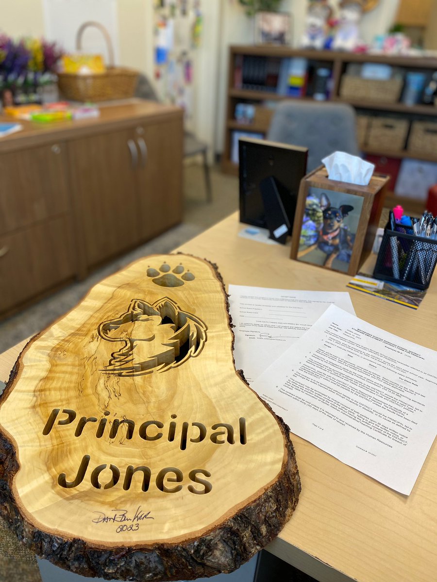 Robin Jones tweet media