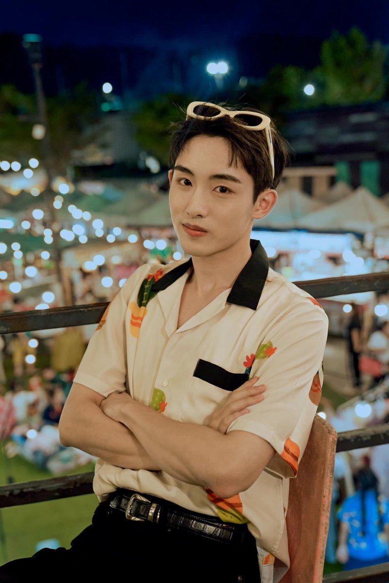 sichengupdate's tweet photo. 230313 Weibo Update

WINWIN’s “Island Encounter” story https://t.co/ahXo2rd6eP