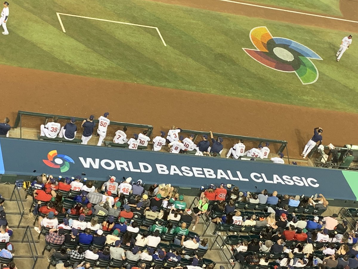 The difference between Team Mexico and Team USA:

Every player in the Mexico dugout is on the top step. The majority of players in the Team USA dugout are sitting down.

Mexico wants it more.
