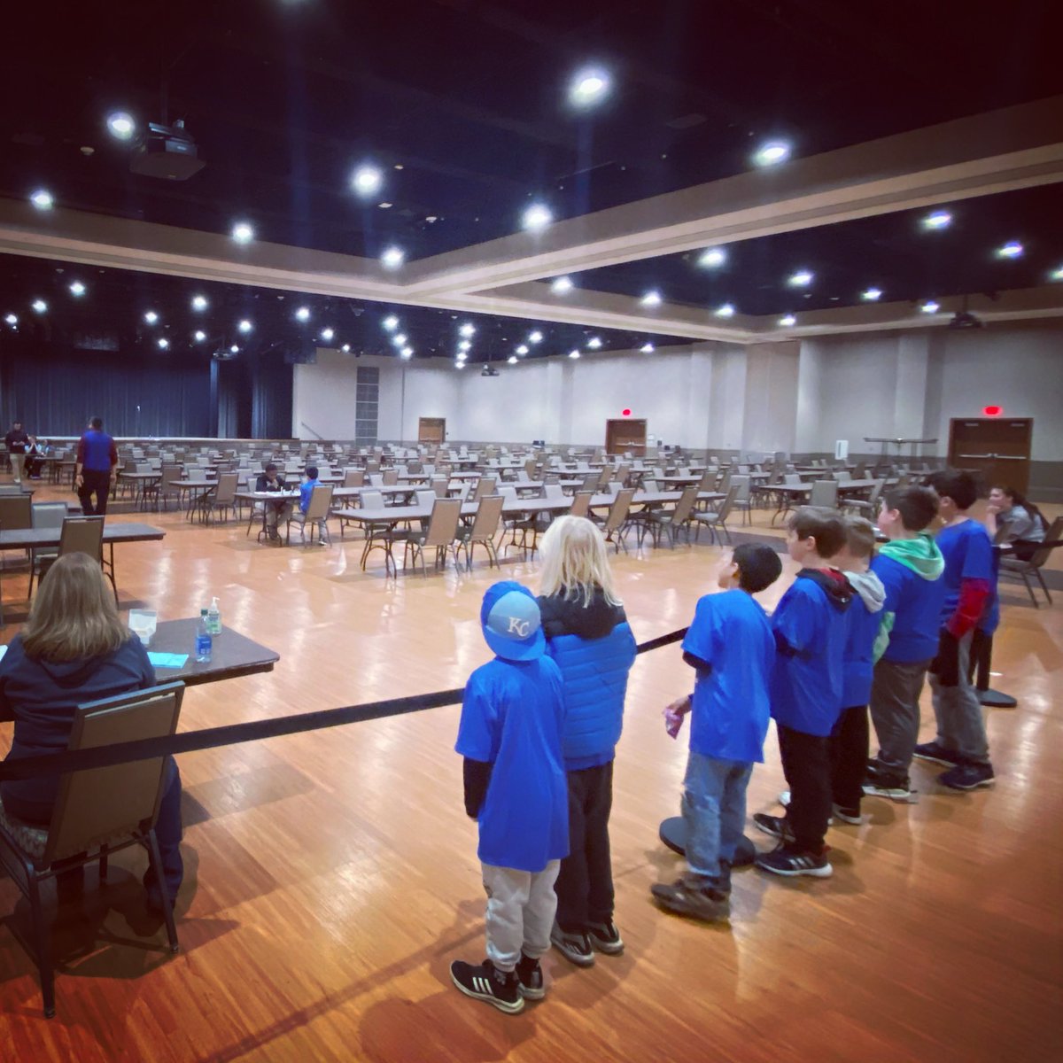 This is Williamsburg Chess. Teammates supporting each other win, lose, or draw. This team is kind, tenacious, bright, fun, and united. We are proud of all of them!♟️#chess #chessteam #statechess