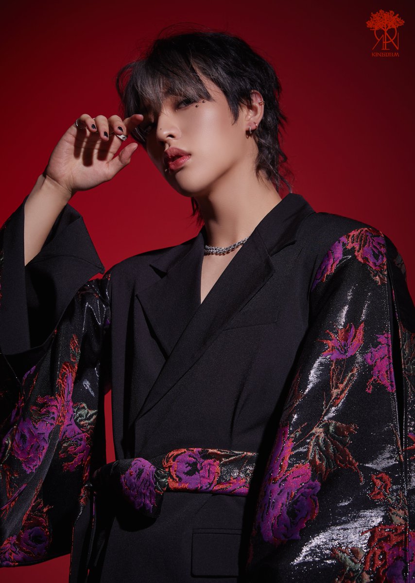 TheKingDom_GF's tweet photo. [👑]
KINGDOM 6TH MINI ALBUM 'History Of Kingdom : PartⅥ. Mujin' INDIVIDUAL CONCEPT PHOTO (Bloom ver.)

#MUJIN #무진 
#KINGDOM #킹덤
#혼 #Dystopia https://t.co/1zEMH46c0P