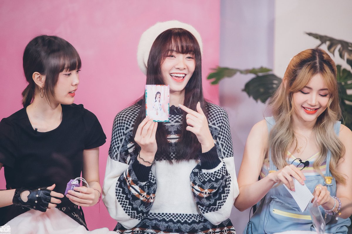 whirl2win's tweet photo. เป็นความชอบ เป็นความรัก
เป็นความสุขแบบที่เราเข้าใจดี
#YoghurtBNK48 #bnk48 #HILIVE #DigitalLiveStudio
Page: winnie48
IG: winnie.48 https://t.co/w6uQa8vBtW