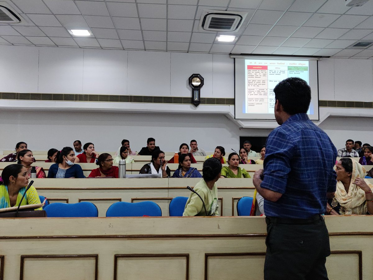 cdgurugram's tweet image. आपदा प्रबंधन में मुख्य भूमिका निभाने वाले आपदा मित्र तैयारी के अंतिम चरण में है, जल्दी ही आपके बीच होंगे। जागरूकता अभियान शुरू होगा, आपको शामिल होना पड़ेगा। 
सुरक्षा आपकी है।
#aapdamitra @ndmaindia @NDRFHQ @HMOIndia @cmohry @anilvijminister @DC_Gurugram