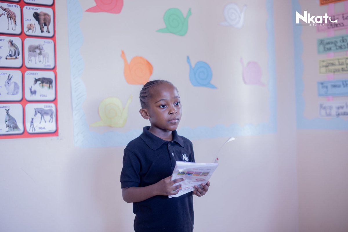 poetzombe's tweet photo. The kids public speaking class continues. We have split them into groups based on their age and strengths. They are currently working on memorising their pieces for the final presentations next month. 

#publicspeaking
#kidspublicspeaking
#confidence https://t.co/tYBZQK151w