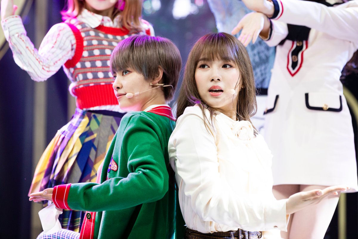 archive_miya's tweet photo. 180909 SBS Inkigayo
스브스 인기가요

©️ https://t.co/cXUNXHp5dY

[#공원소녀 #GWSN #미야 #MIYA]
[#소소 #SOSO #OneandOnly_SOSO_DAY #도레미파소소날] https://t.co/IRQH4VoqRp