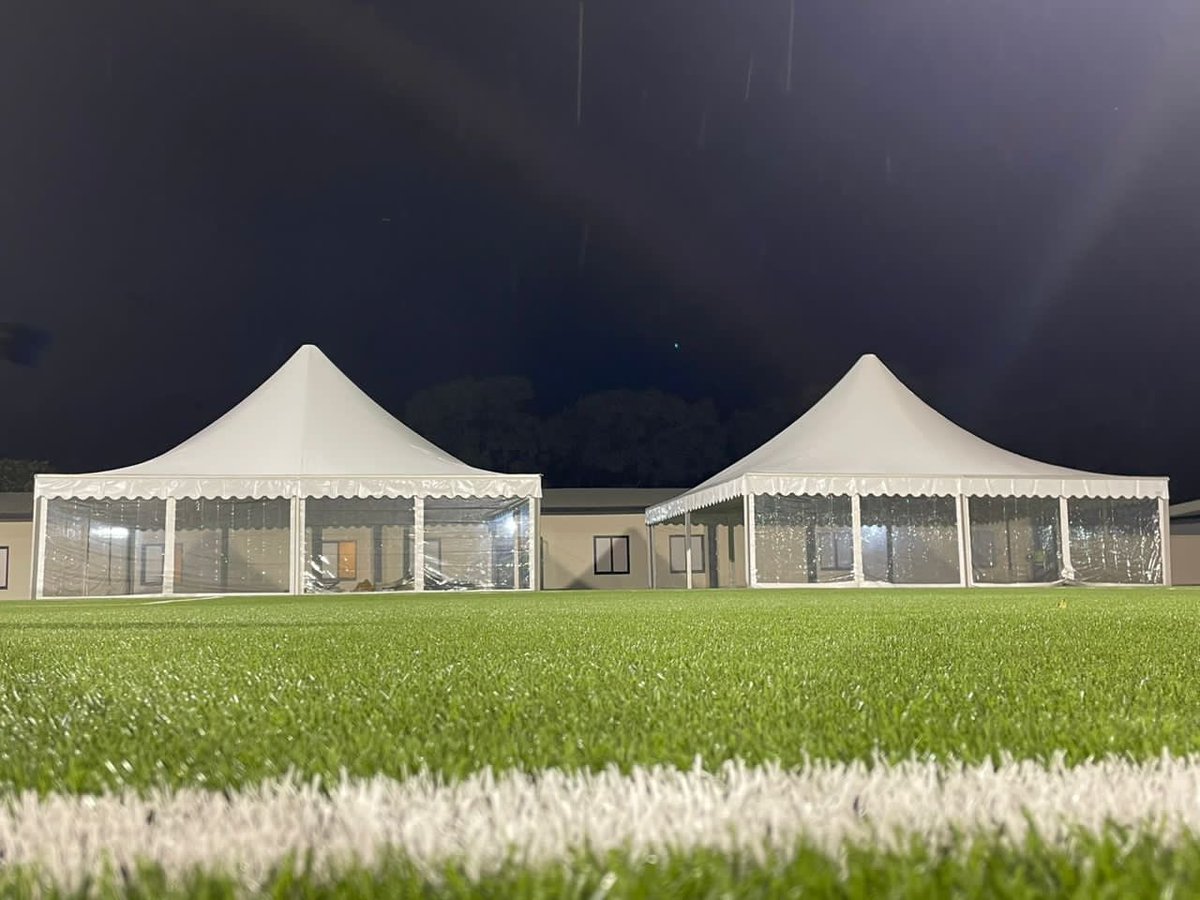 Muzungu4's tweet photo. Imyiteguro yo gutaha ku mugaragaro Stade ya Kigali nyuma yo kuvugururwa, irarimbanyije. https://t.co/n2yxOAUPsC