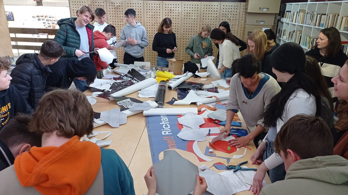 IES López-Neyra tweet media