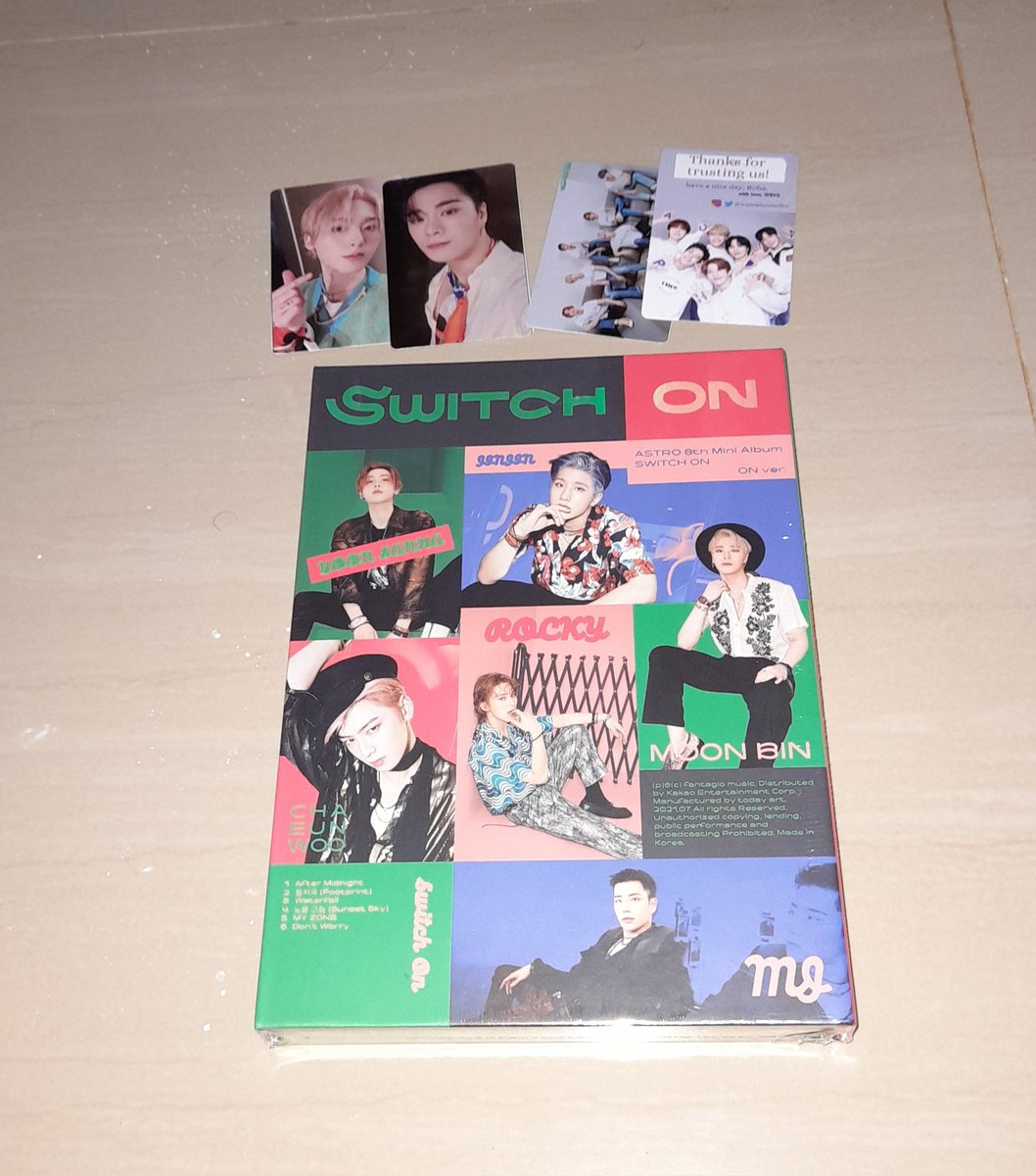 BeanBinn_ie's tweet photo. Giftnya sangat mengobati rasa rindu ke ot6 :") special thanks for @momokpopshop @binsan_world @wannabeurseller @CassieAROHA @Fanmustore @astrorder @AS7ROMATICS atas Giveawaynya!!๐ #AS7ROMATICS_GA https://t.co/Cxgt2e58qc