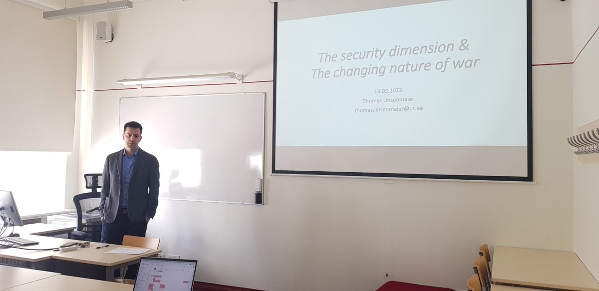 It was just great to welcome to <a href="/skytteUT/">Skytte Institute UT</a> a delegation of students from <a href="/DiploKool/">EstonianSchoolofDiplomacy🇪🇪</a> 👏 Together with Mihkel Solvak and Thomas Linsenmaier we discussed e-governance and international security 🙋‍♂️🙋‍♀️ Thanks to <a href="/mailivilson/">Maili Vilson</a> for the warm welcoming words!