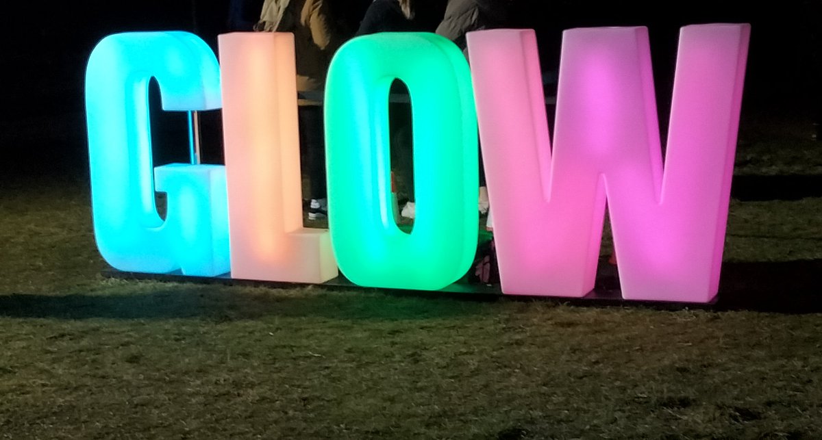 Had an amazing time getting my dancing shoes out <a href="/alzheimerssoc/">Alzheimer's Society</a> GLOW London on Friday night! Always great fun volunteering!