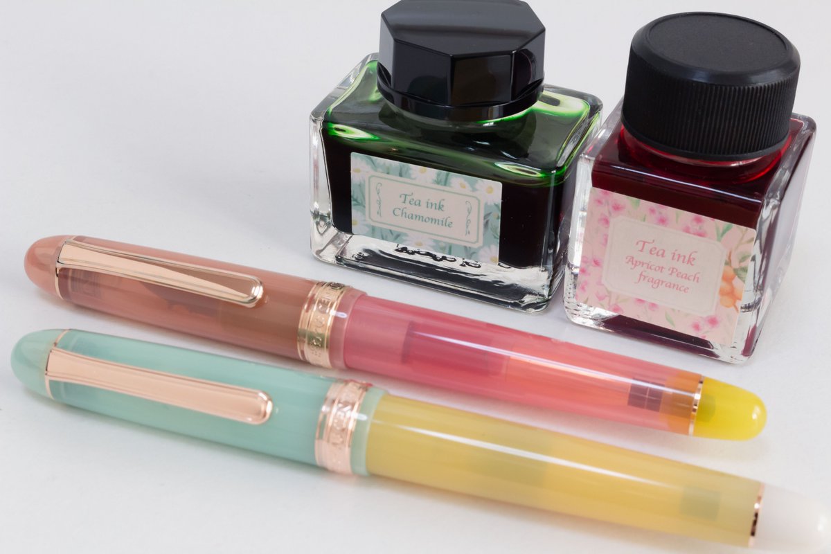 citron0x0's tweet photo. カモミールティー万年筆&インク🖋 春色かわいい🌼 ニブはアプリコットピーチティーと同じくB! #万年筆 #NONBLE #プラチナ万年筆 https://t.co/vNYthCh3Nt
