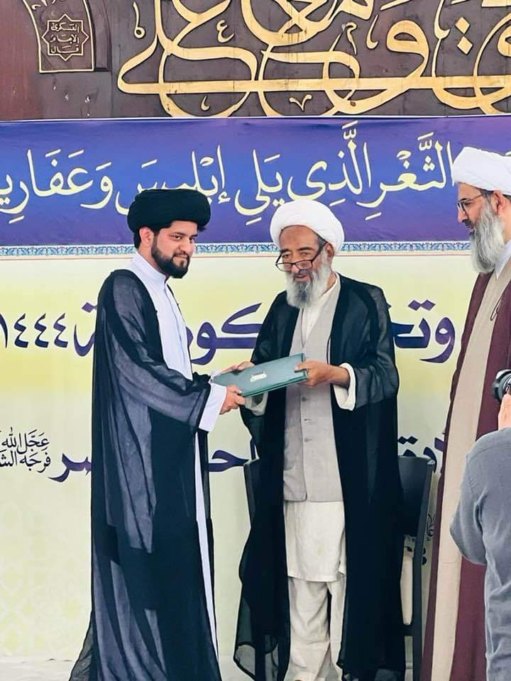 S__asadullah's tweet photo. قبا بشر کی ہے تقویٰ ، تو اس کا تاج ہے عِلم
ملک کی بزم میں انسانیت کی لاج ہے عِلم
مریض جہل کا بس ایک ہی علاج ہے عِلم
خدا پسند ، نبی خو ، علی مزاج ہے عِلم
مگر یہ شرط ہے ، وہبی کہ اکتسابی ہو 
نجف کی خاک سے چمکا ہو ، بوترابی ہو https://t.co/GVMkoNu8Uj