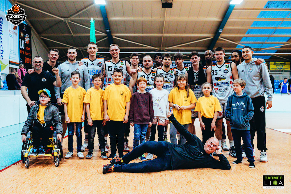 Die BSW Sixers haben ihr Heimspiel am Sonntagnachmittag gegen die <a href="/ENBasketsSchwel/">EN Baskets Schwelm</a>  mit 83:74 gewonnen. Spielbericht und die Stimmen zum Spiel 👉 bit.ly/3JdK6gZ
📸 <a href="/hartmutboesener/">Hartmut Bösener</a> 

#barmer2basketballbundesliga #ProB #Sixers