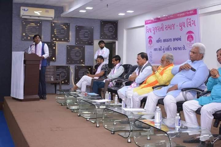 vgsywbotad's tweet photo. ૨ માર્ચ, ૨૦૨૩ ના રોજ વિશ્વ ગુજરાતી સમાજ - યુથ વિંગ ની વાર્ષિક સાધારણ સભાનું આયો��ન વિશ્વ ગુજરાતી સમાજ ના આદરણીય પ્રમુખ શ્રી સી.કે પટેલ સાહેબ ની અધ્યક્ષતા હેઠળ અને યુથ વિંગ કન્વીનર શ્રી પૌરસભાઈ પટેલ ના સંચાલન હેઠળ અમદાવાદ મુકામે કરવામાં આવેલ..

#વિશ્વ_ગુજરાતી_સમાજ_યુથ_વિંગ https://t.co/2Lq50mCeRq