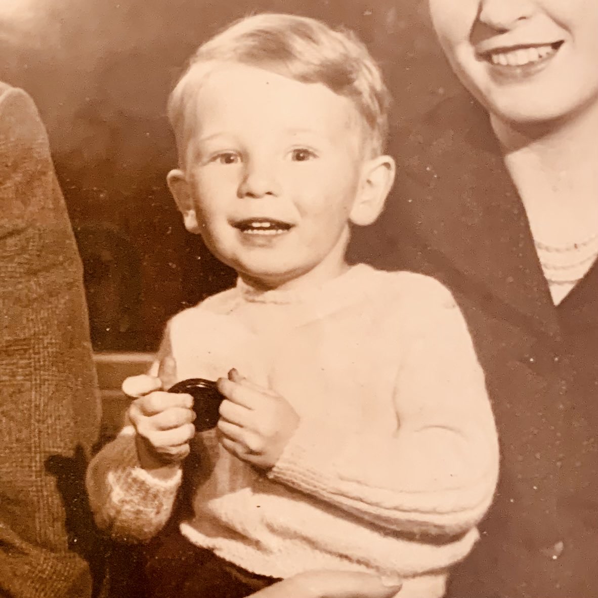 helenpgarlick's tweet photo. My brother David Garlick died by suicide:his body found by my Dad on St Davids Day 1981. Suicide biggest killer of teen girls + young men. 
Today UK Parl 4.30pm debates suicide prevention in schools. Hopes + 🙏🏼 for wise outcome
⁦@3dadswalking⁩#Suicideawareness https://t.co/Oh8AdSxPaA