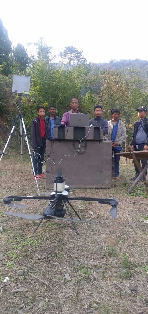 mopr_goi's tweet photo. Under #SVAMITVA_Scheme, #DroneFlying has been commenced at #Rayek village of #KraDaadi district #ArunachalPradesh.
#SVAMITVA Scheme helps in the preparation of the GIS database for the inhabited abadi areas of rural India.
#स्वामित्व_योजना #MeriSampattiMeraHaq https://t.co/U5ySPcgE9x