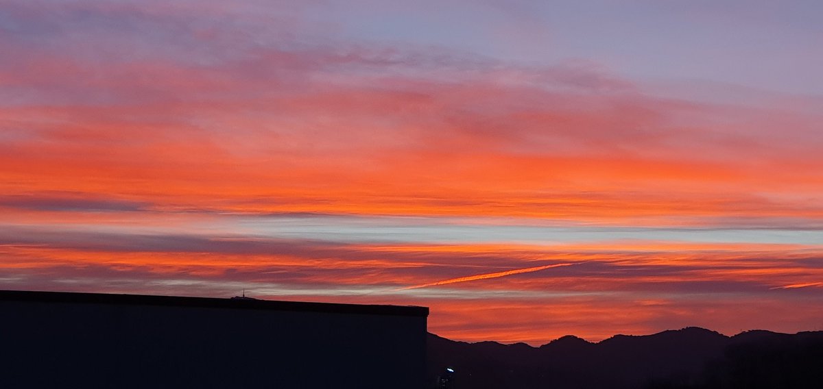 Muy buenos días! A por todo y a triunfar la semana! Ánimos a tod@s