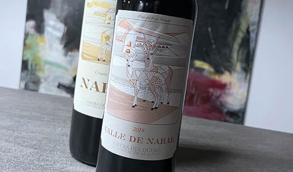 #bodegasnabal er et af mange gode vinhuse hos #ottosuenson og de har netop fået en sending vine hjem fra vinhuset og derfra er 3 havnet her hos #houlbergsblog til test og jeg starter med denne 2019 Valle de Nabal #wineblogger #winelovers #winelover 4,5/7