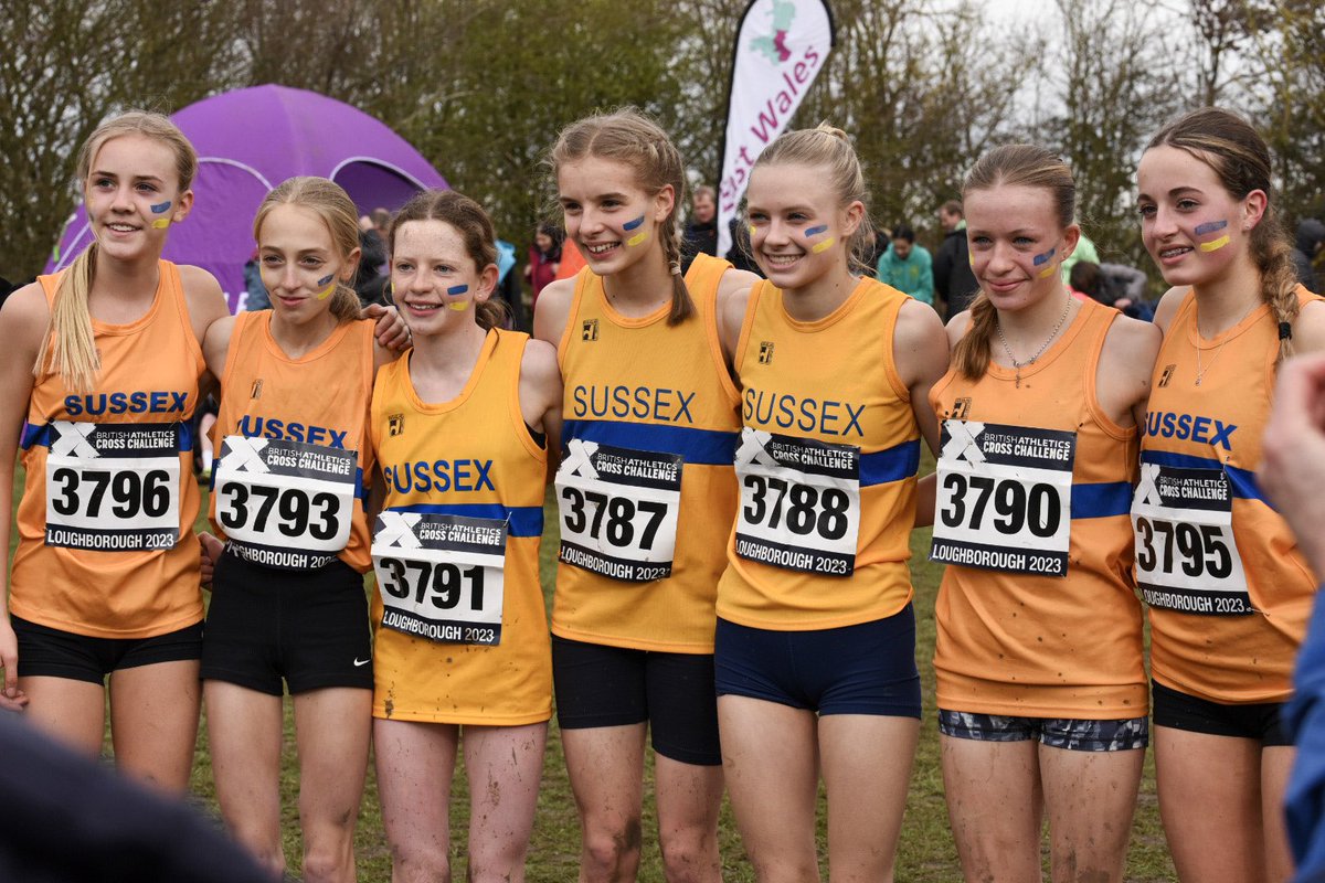 Sneetchster's tweet photo. A little boggy, but such a strong run on a difficult course on Saturday for the U15 girls. Well done everyone who ran in the @sussex_aa team at #PrestwoldHall. 

#Loughborough #Intercounties #crosscountry @BritAthletics #womeninsport #running 

Thanks for 📸📸 @ac_phots 🙏🏽 https://t.co/qgPSIs9KxS