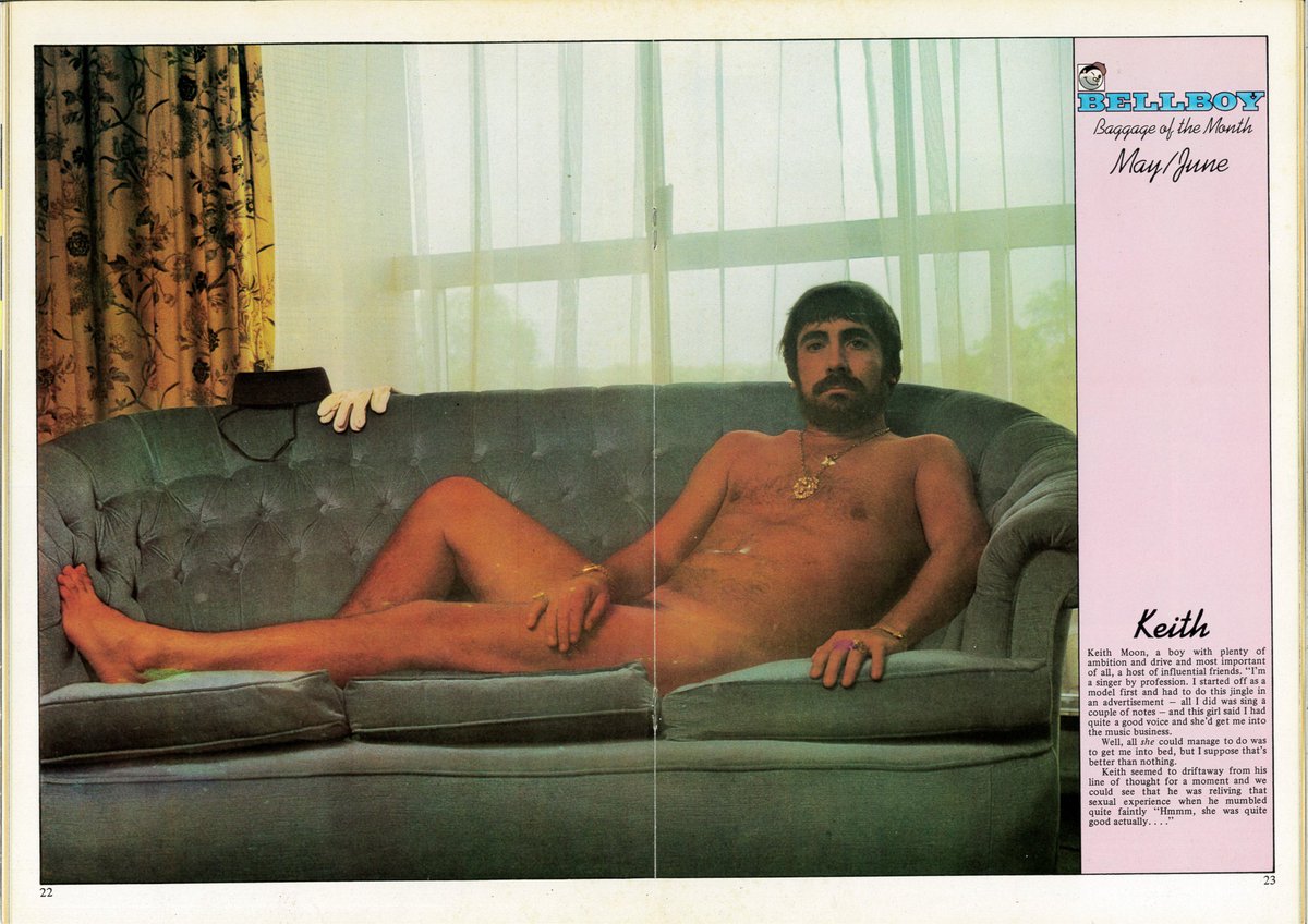 fromforthen's tweet photo. 有名なキースムーンのヌード写真もこのパンフに収録

#thewho #ザフー #キースムーン　#keithmoon https://t.co/t6THX5K3QG