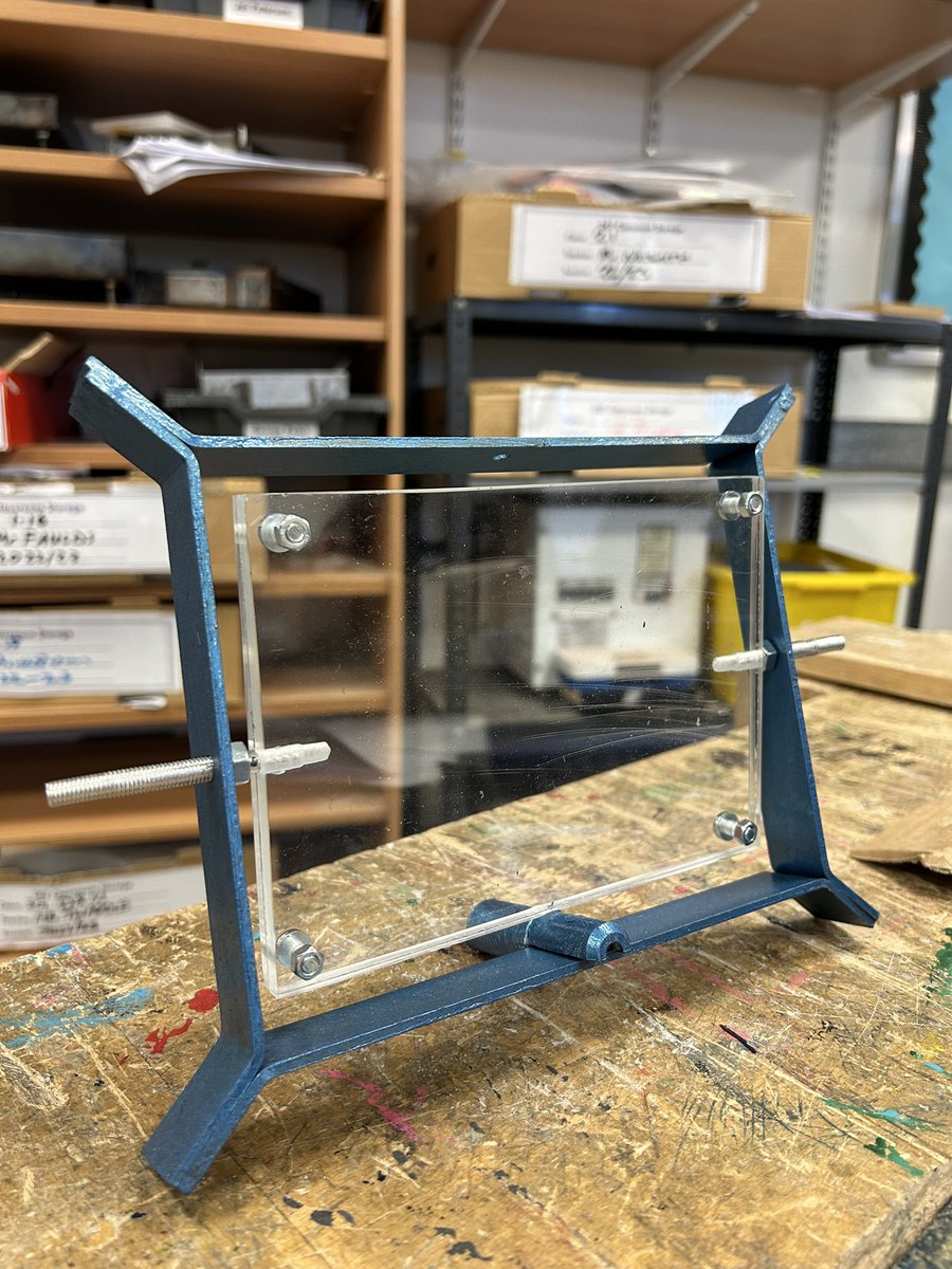 DuncanrigDET's tweet photo. Great to see the S3 Design &amp; Manufacture cohort finishing off their metalwork picture frame! https://t.co/FO3ig7uwUc