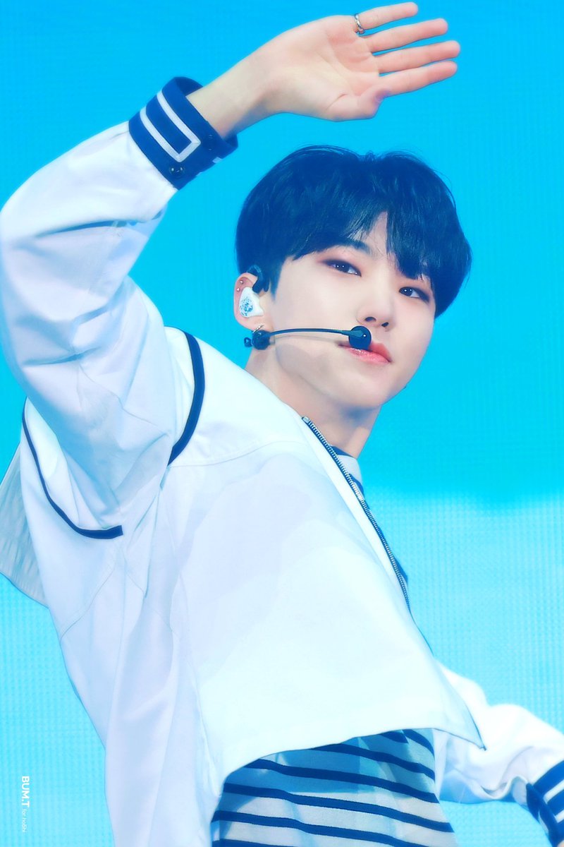 blue615_'s tweet photo. 진짜 순영이는 푸른빛 �� 받아..
이 사진 진짜 그림처럼 너무 예쁘고 사랑스럽고 다 해🐯💙 https://t.co/Rq0TLHiqnT