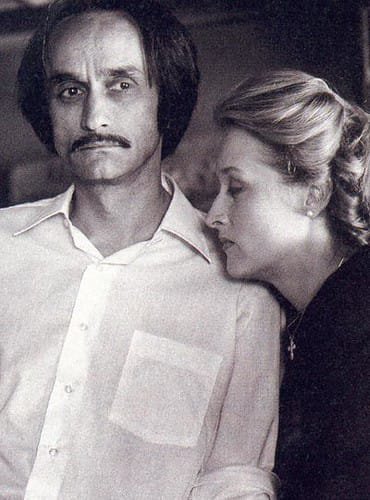 JohannesBorgen's tweet photo. Hoy hace 45 años de la triste muerte de John Cazale. Su amor con Meryl Streep, que lo cuidó hasta el final, es de las historias más bonitas, y amargas, de Hollywood. Tenía un talento descomunal, quién sabe dónde podía haber llegado. https://t.co/10t9lkOBdm