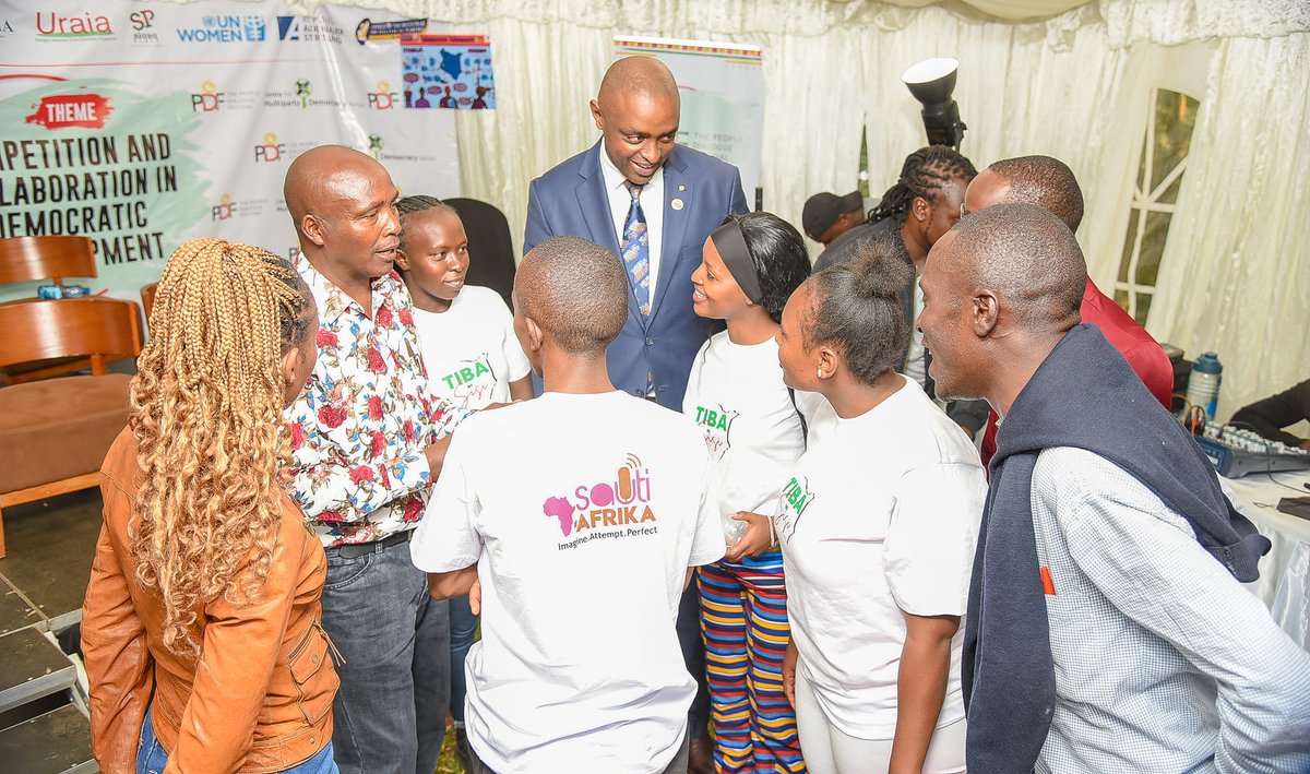 Twaweza_Ke's tweet photo. We are still reliving the wonderful interactions we had at the #PDFestival2023.

Many thanks to @CMDKenya for the opportunity for dialogue.

Thanks to @speaker018, @Nandicountygov, @VihigaCountyGov, @ElgeyoMarakwetC, @UDPKenya, @GreenCongressKE, @Sautiafrika for coming through. https://t.co/rapEKiawzE