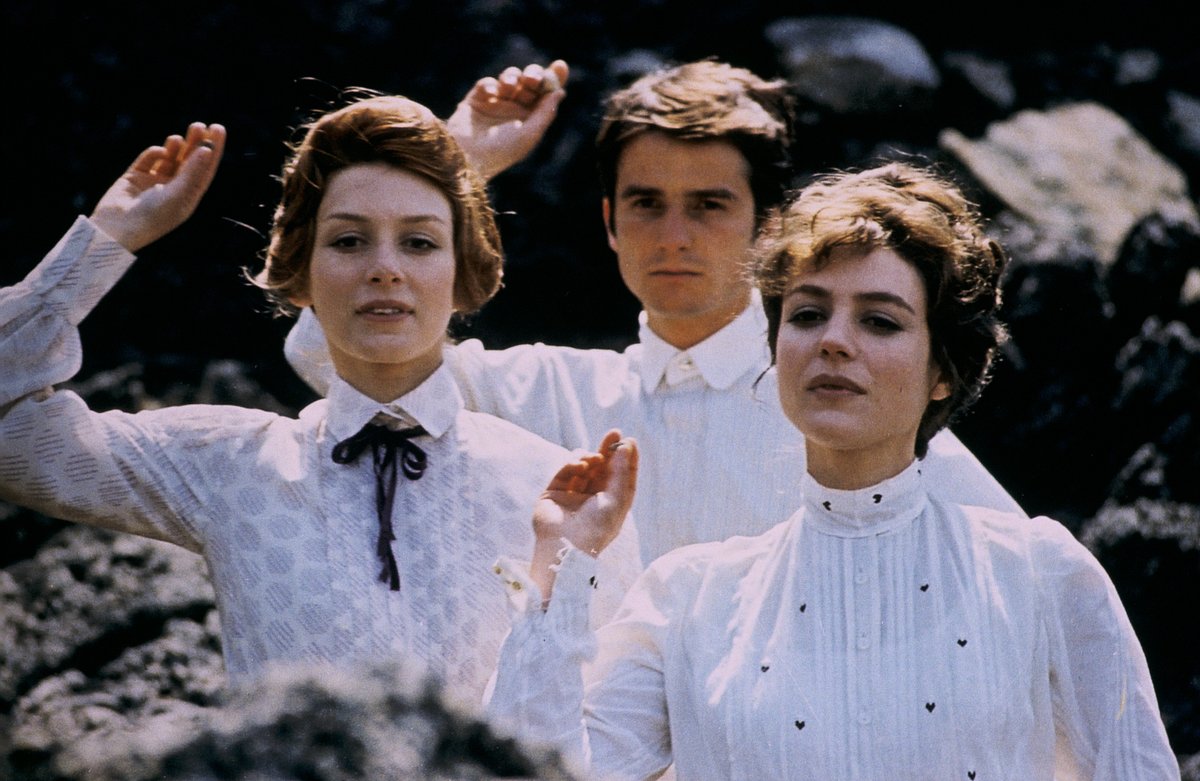 Truffaut90's tweet photo. 【生誕90周年上映　フランソワ・トリュフォーの冒険】
🎞️トリュフォー作品を金沢でも🎞️

5月20日(土)～5月26日(金)　
石川：シネモンド　@cinemondestaff
https://t.co/U50oxU7mKP

お楽しみに‼️ https://t.co/n9fJXSZDb5