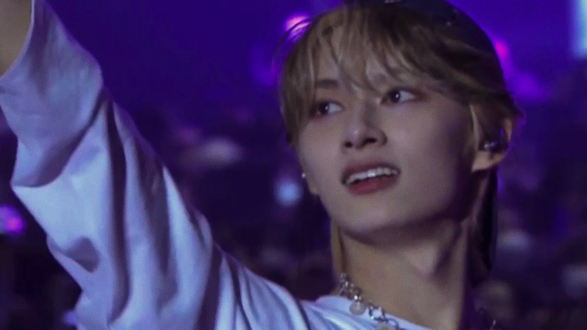 wonhuiful's tweet image. always be happy 🐱🤍