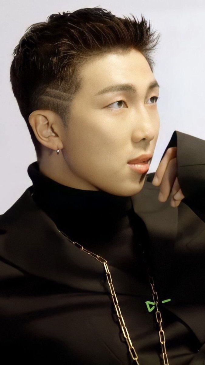 No hay mejor libro para leer que tus secretos…
💜💜💜💜💜💜💜💜💜💜💜💜
Feliz lunes!!!
Buenos días mundo!!!
<a href="/BTS_twt/">방탄소년단</a> #RM #Namjoon #InLoveWithNamjoon #김남준 #MissingNamjoon