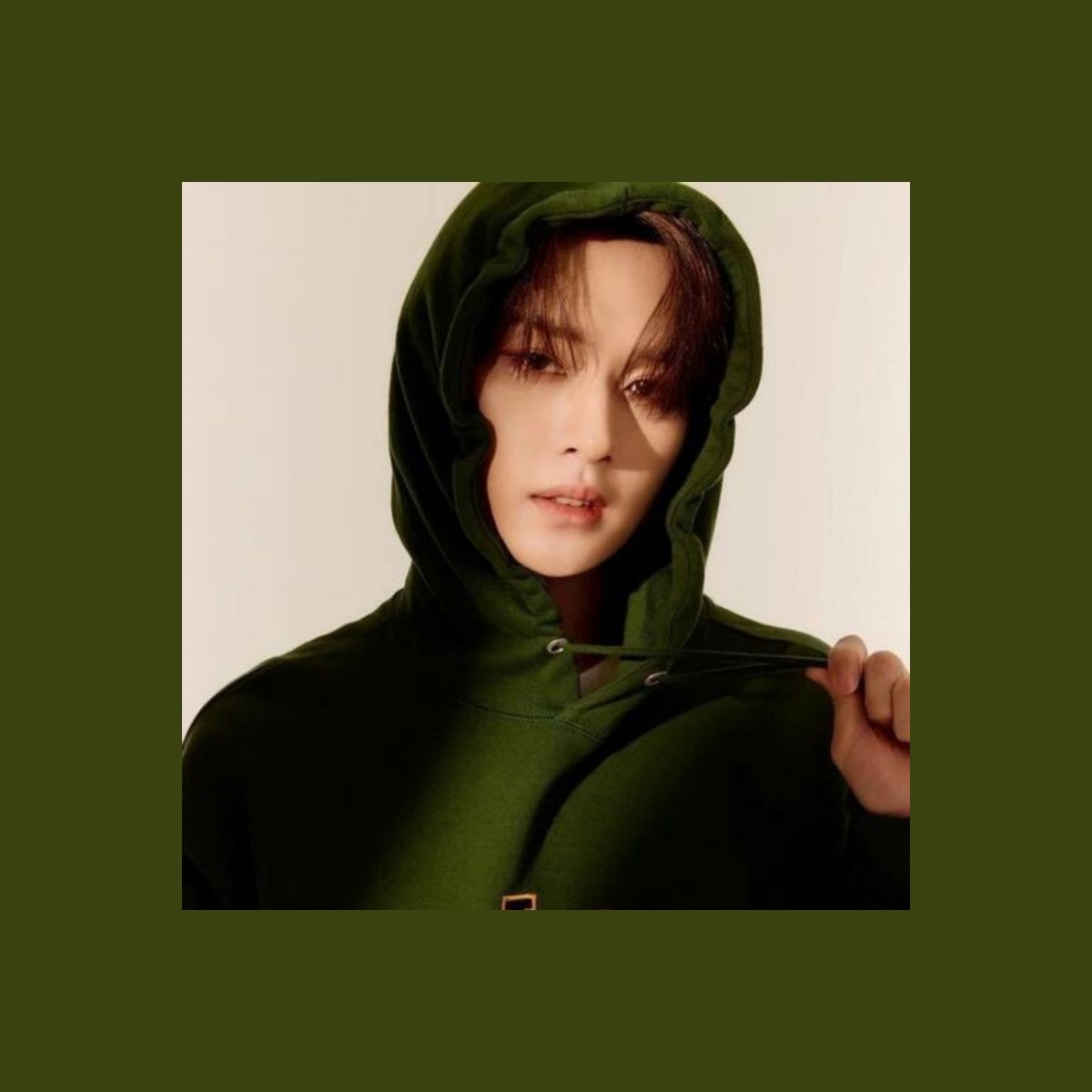 agibbang_'s tweet photo. huh? I'm listening to Ikaw by Yeng Constantino 💚 https://t.co/rekOpZRTIe