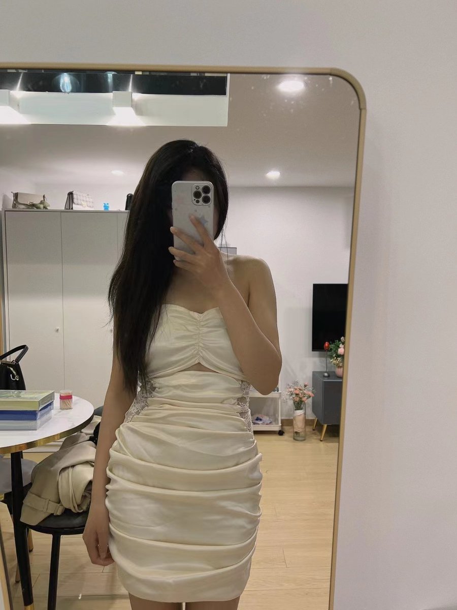yu69661322's tweet photo. 很喜欢这个👗 https://t.co/tLWvx7Ot6G