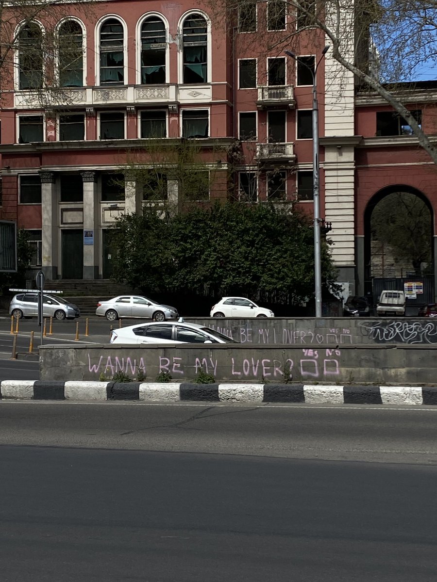 it was +20 in Tbilisi at the weekend, so i wasn't on twitter, i was walking and enjoying the spring🥹
good morning and have a wonderful and productive week💕