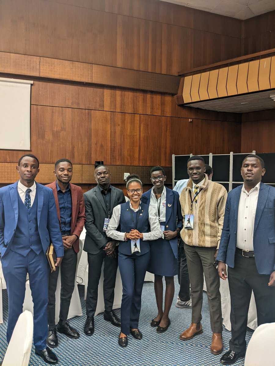 Kabangojmk's tweet photo. It's an amazing experience as we gathered to witness the book launch of #magicofsuccess by @EmmanuelKwesig3 @serenahotel. Thank you learning friend for sharing your view to the world. https://t.co/KKwyakgrMo