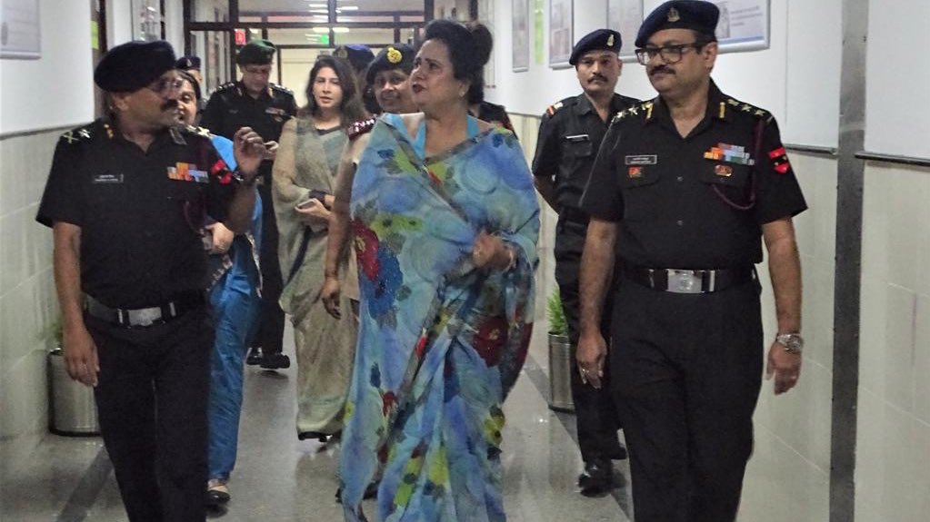 Southern Command INDIAN ARMY (@IaSouthern) on Twitter photo 2023-03-13 06:58:00 State of art Digital Mammography & Breast Tomosynthesis with Stereotactic Biopsy facility was inaugurated at #CommandHospital #Pune by Mrs Subeena Arora, Ex Officio Regional President #AWWA, #SouthernCommand. The facility will assist in early detection of breast cancer #WeCare State of art Digital Mammography & Breast Tomosynthesis with Stereotactic Biopsy facility was inaugurated at #CommandHospital #Pune by Mrs Subeena Arora, Ex Officio Regional President #AWWA, #SouthernCommand. The facility will assist in early detection of breast cancer #WeCare