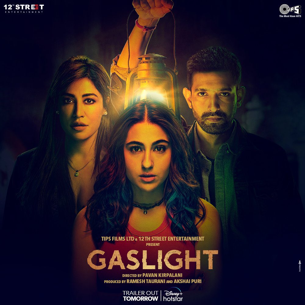 First Look Poster of #Gaslight 

Trailer Out Tomorrow 

Premieres 31st March on #DisneyPlusHotstar 

Starring #VikrantMassey #SaraAliKhan #ChitrangdaSingh
#AkshayOberoi 

#GaslightOnHotstar 
@SaraAliKhan @VikrantMassey @IChitrangda @RameshTaurani #GasLightTrailer