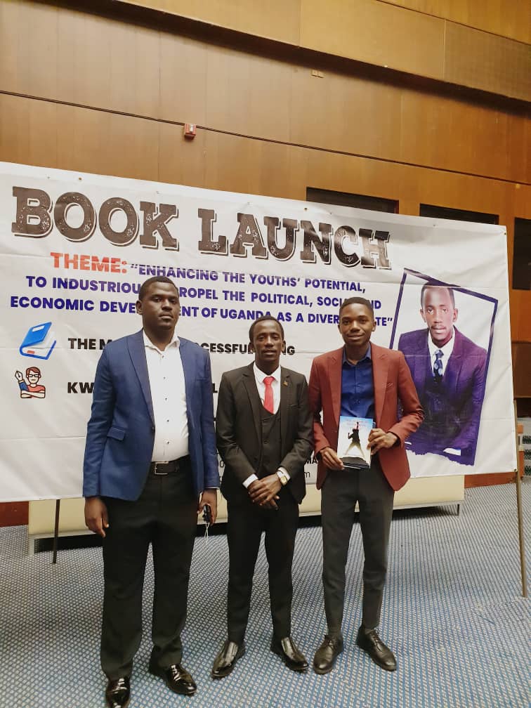Kabangojmk's tweet photo. It's an amazing experience as we gathered to witness the book launch of #magicofsuccess by @EmmanuelKwesig3 @serenahotel. Thank you learning friend for sharing your view to the world. https://t.co/KKwyakgrMo