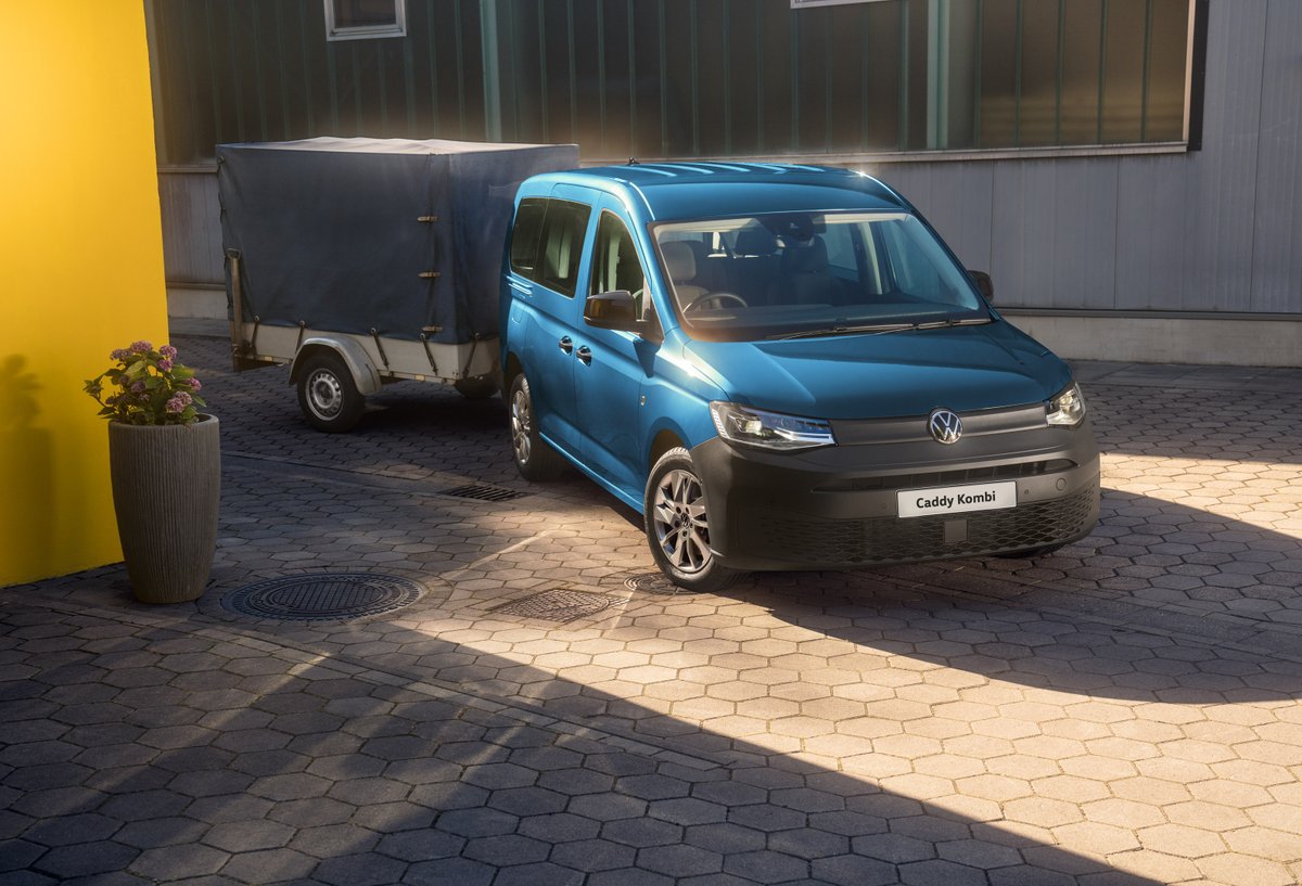 VolkswagenSA's tweet photo. The VW Caddy Kombi in Costa Azul Metallic. 
Blue Mondays never looked this good! 😃

https://t.co/l4olzbviVT
#Volkswagen #VolkswagenCommercialVehicles #VWCaddyKombi #ForWhateverComesNext https://t.co/umqCxUDoQv