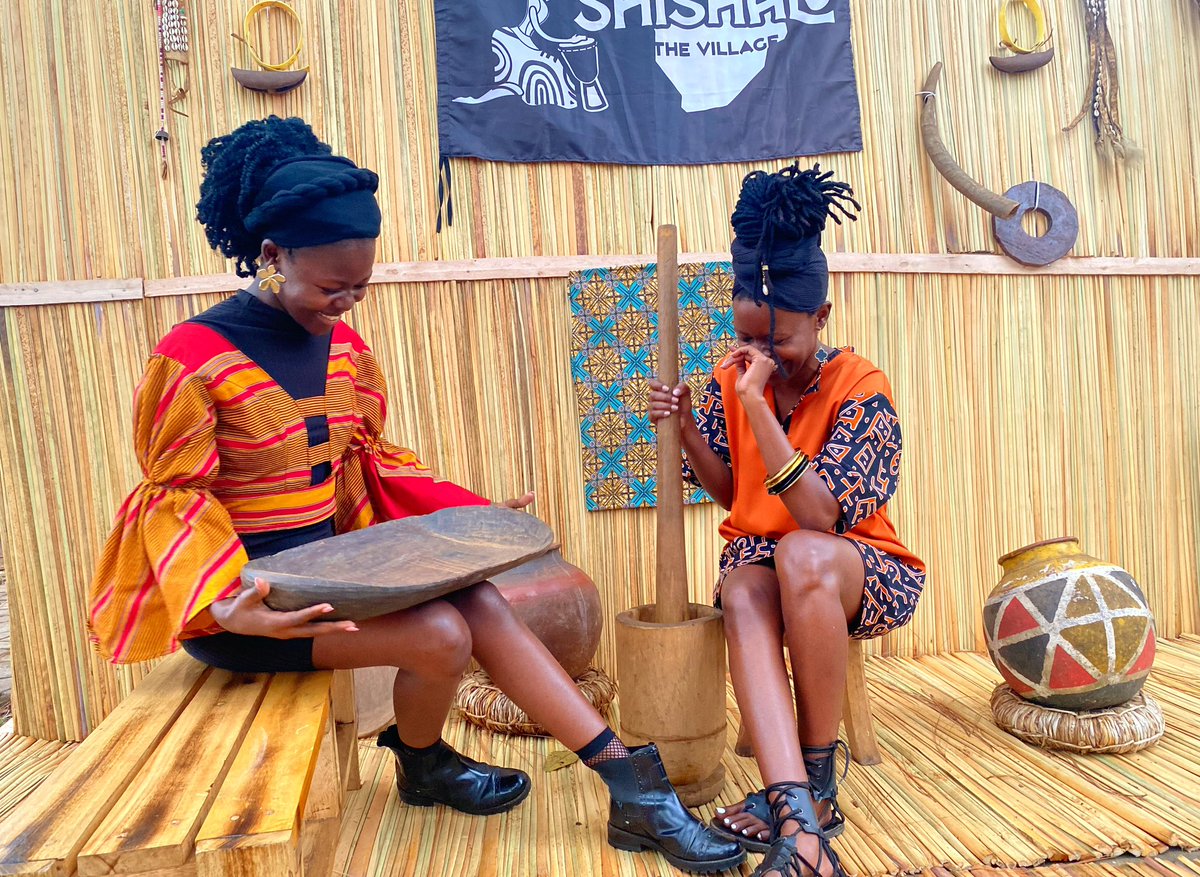 kilembaqueen's tweet photo. How was your weekend?
We spent ours at the shiShalo. Our legs still hurt from all the kadodi dancing. Totally worth it.
And yes, we brought our head wrap game.
#headwrap #wrapqueen #giftforher #shishalo #kilemba #africanfashion #womensfashion https://t.co/IDrVCTg3ZP