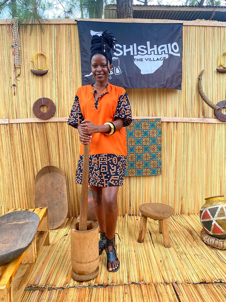 kilembaqueen's tweet photo. How was your weekend?
We spent ours at the shiShalo. Our legs still hurt from all the kadodi dancing. Totally worth it.
And yes, we brought our head wrap game.
#headwrap #wrapqueen #giftforher #shishalo #kilemba #africanfashion #womensfashion https://t.co/IDrVCTg3ZP