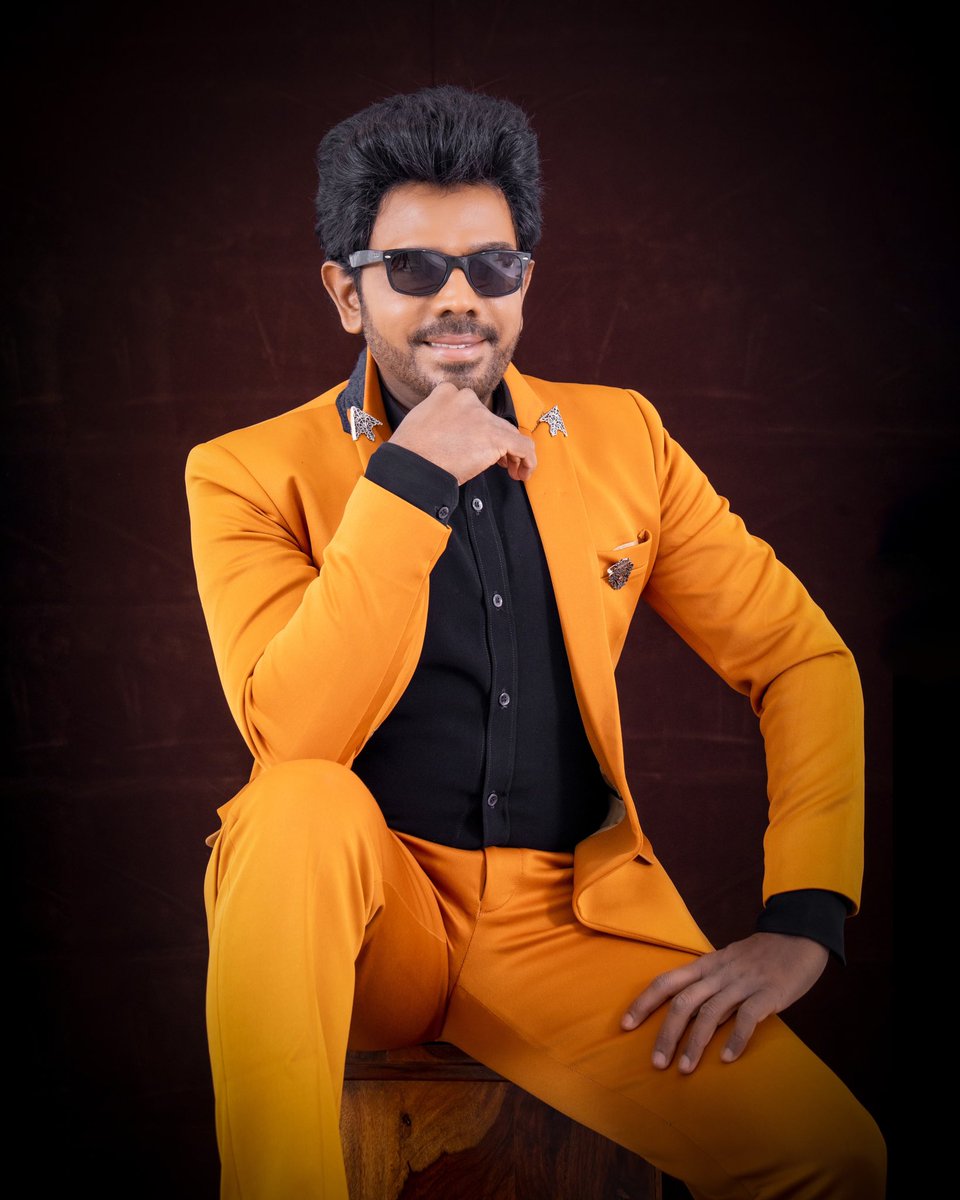 New Transition…
Details Soon…

#Legend #TheLegend 
#LegendSaravanan 
#NewEraStarts