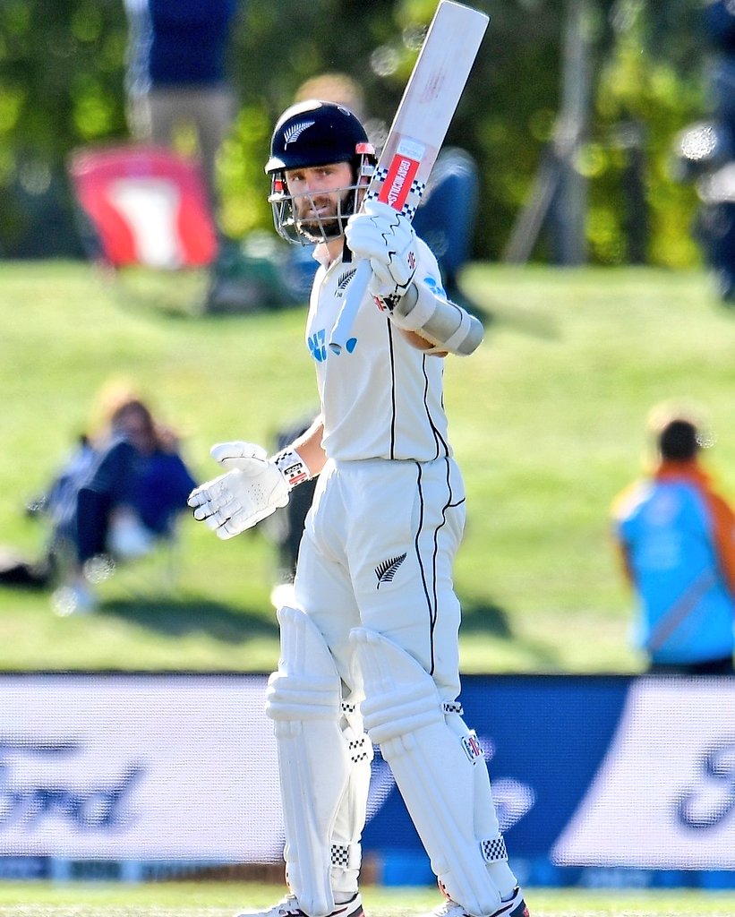 @mufaddal_vohra Kane 🖤👌👏👏
You are always a hero..
#testisbest 
#NZvsSL