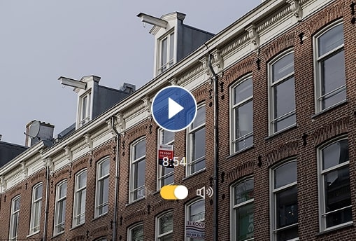 FinanceEnMore's tweet photo. "Huiseigenaren geschokt door hoge WOZ-taxaties: ’Makkelijk scoren door schuld bij bezwaarbureaus te leggen’. 'Gemeentelijke goudmijn' De historische stijging van de WOZ-waarden lijkt te resulteren in een stortvloed aan bezwaarschriften. Lees.. https://t.co/vXLC46DVuJ #FEMHHW #WOZ https://t.co/PBzz0eLr64