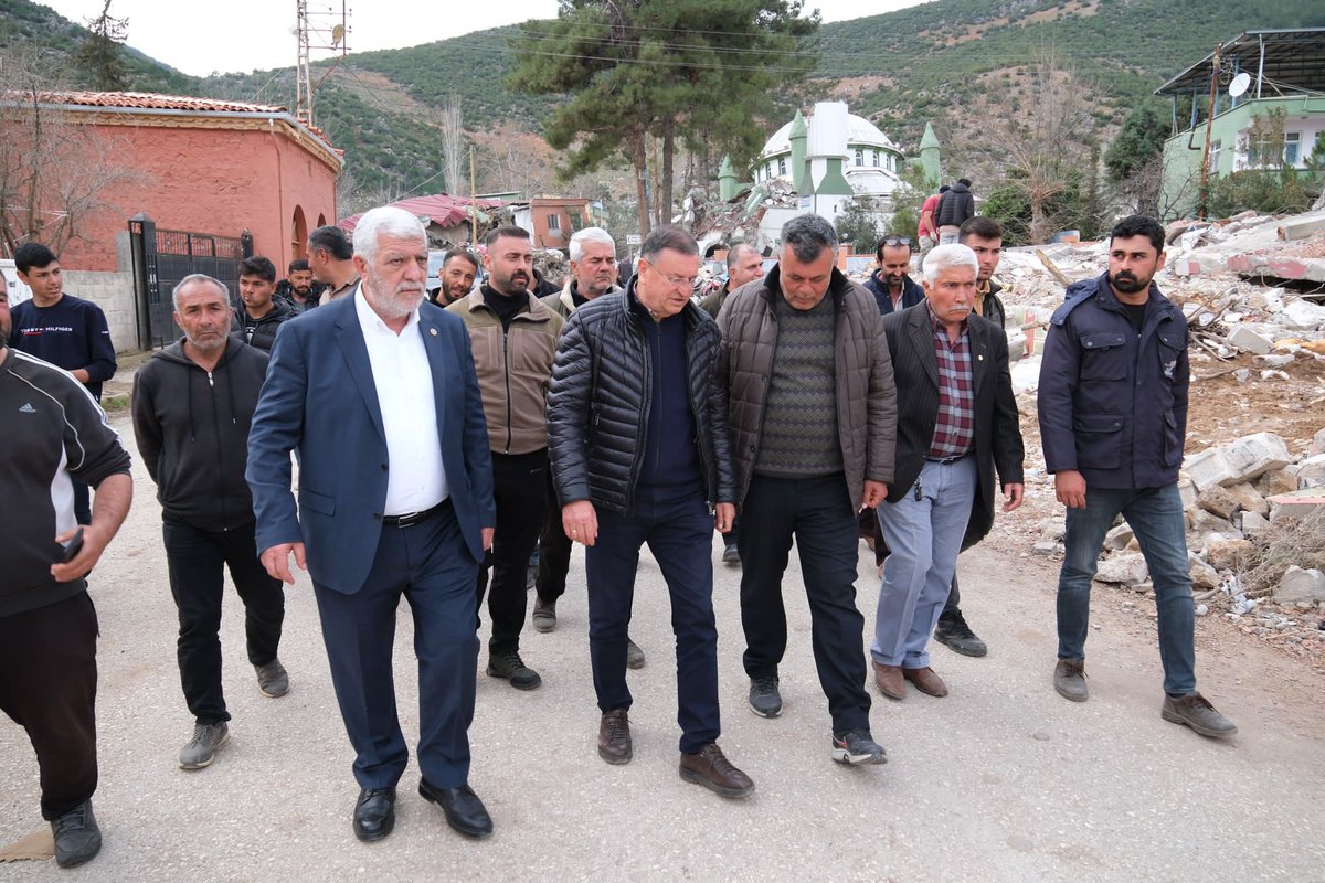 Lütfü Savaş