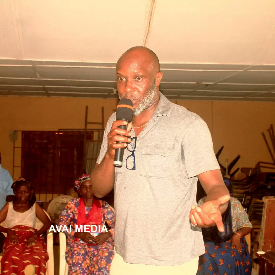 AbiaAvai's tweet photo. APC DOOR TO DOOR CAMPAIGN ARRIVES AMAOGWUGWU
Amaogwugwu Says yes, declares for ebe esere Aziza all the way.
#AVAIMEDIA
In continuation of the APC'S Grassroots door to door Campaign in Ohuhu Clan, TEAM Maka Odinma Ohuhu took the good message of Rescue and Develop Abia to https://t.co/Xd5EfDM0vd